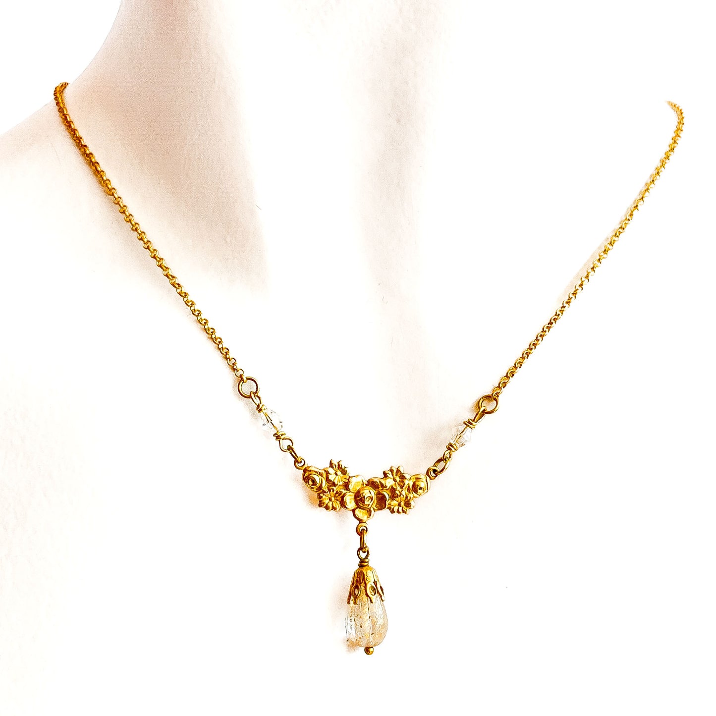 Victorian Gold Floral Pendant Necklace