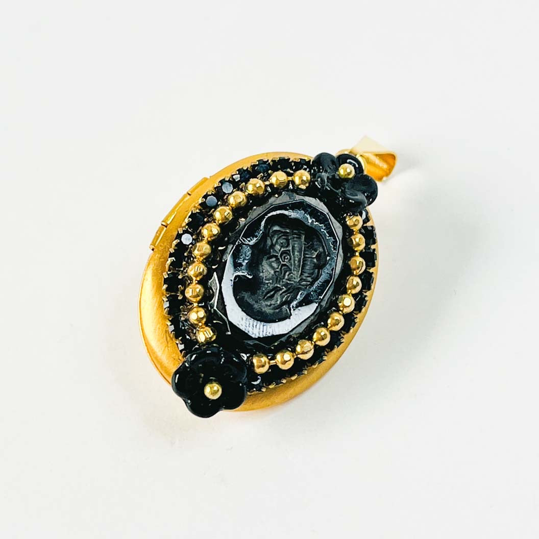 Relicario Broche Miriam Haskell & Camafeo Noir