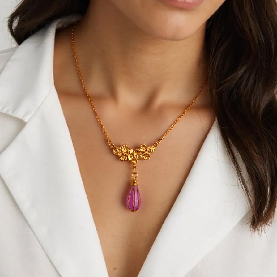 Victorian Gold Floral Pendant Necklace