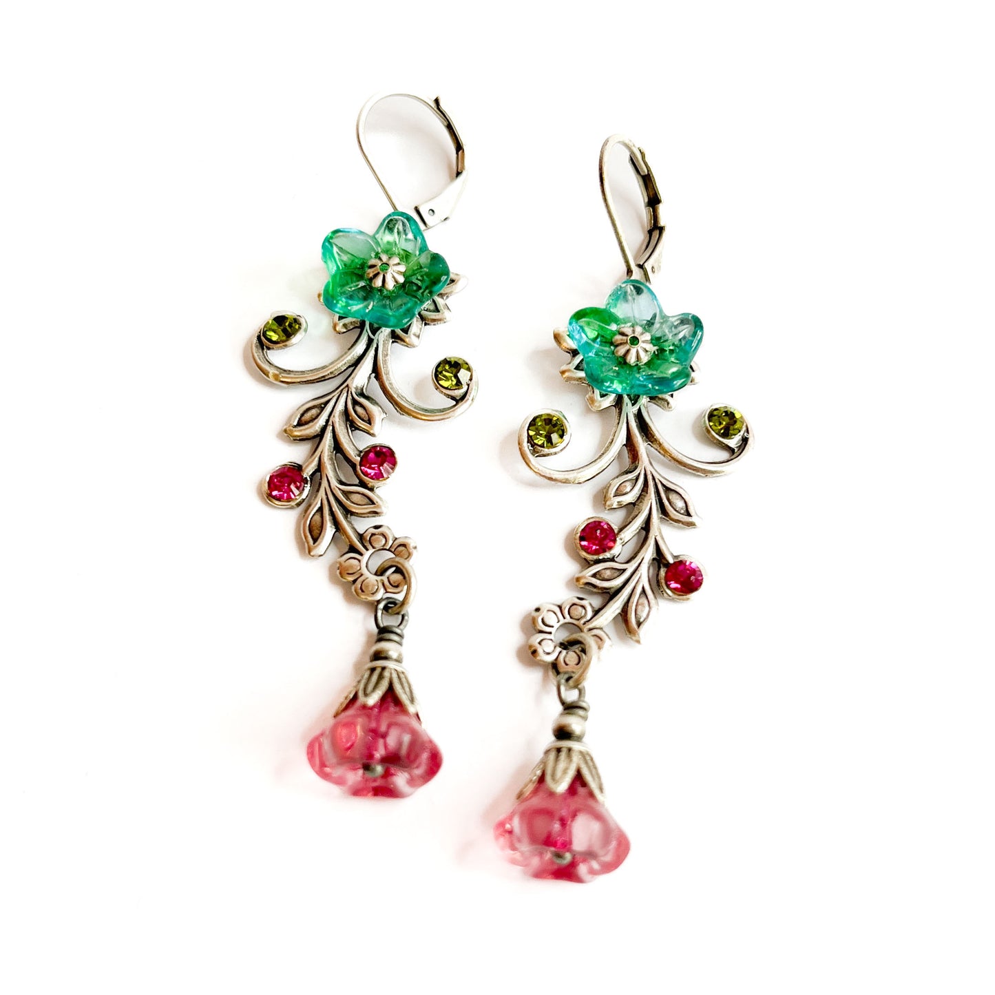 Pendientes Ramita Plateada y Flor