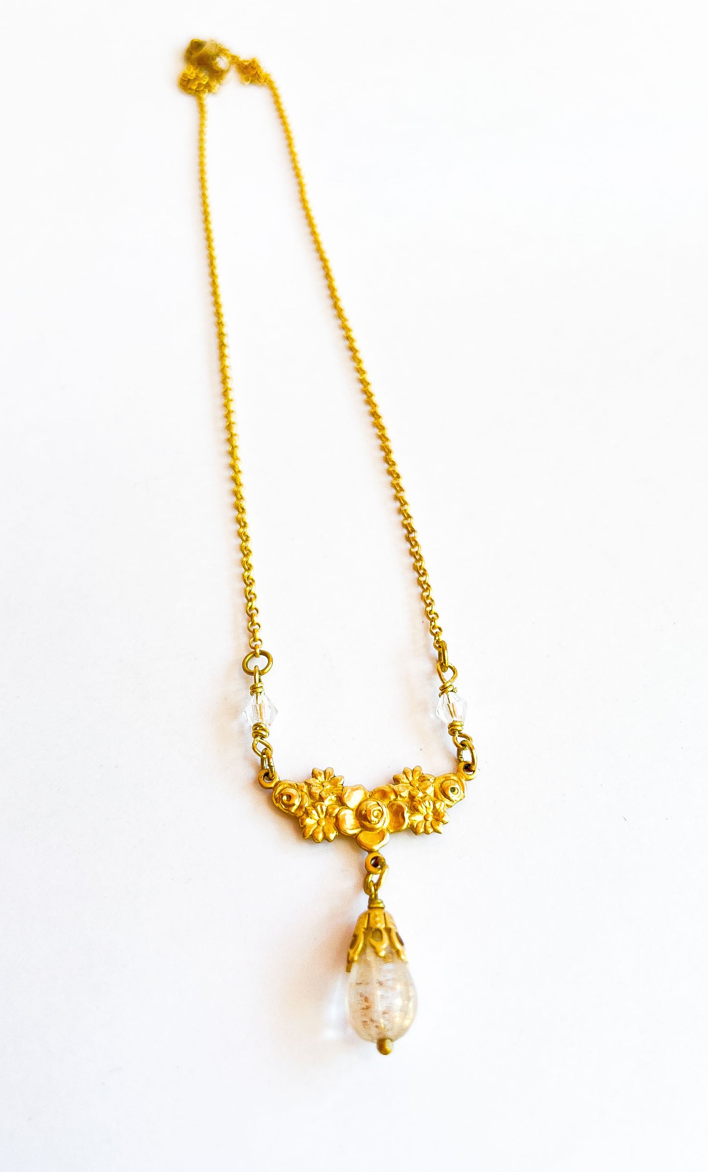 Victorian Gold Floral Pendant Necklace