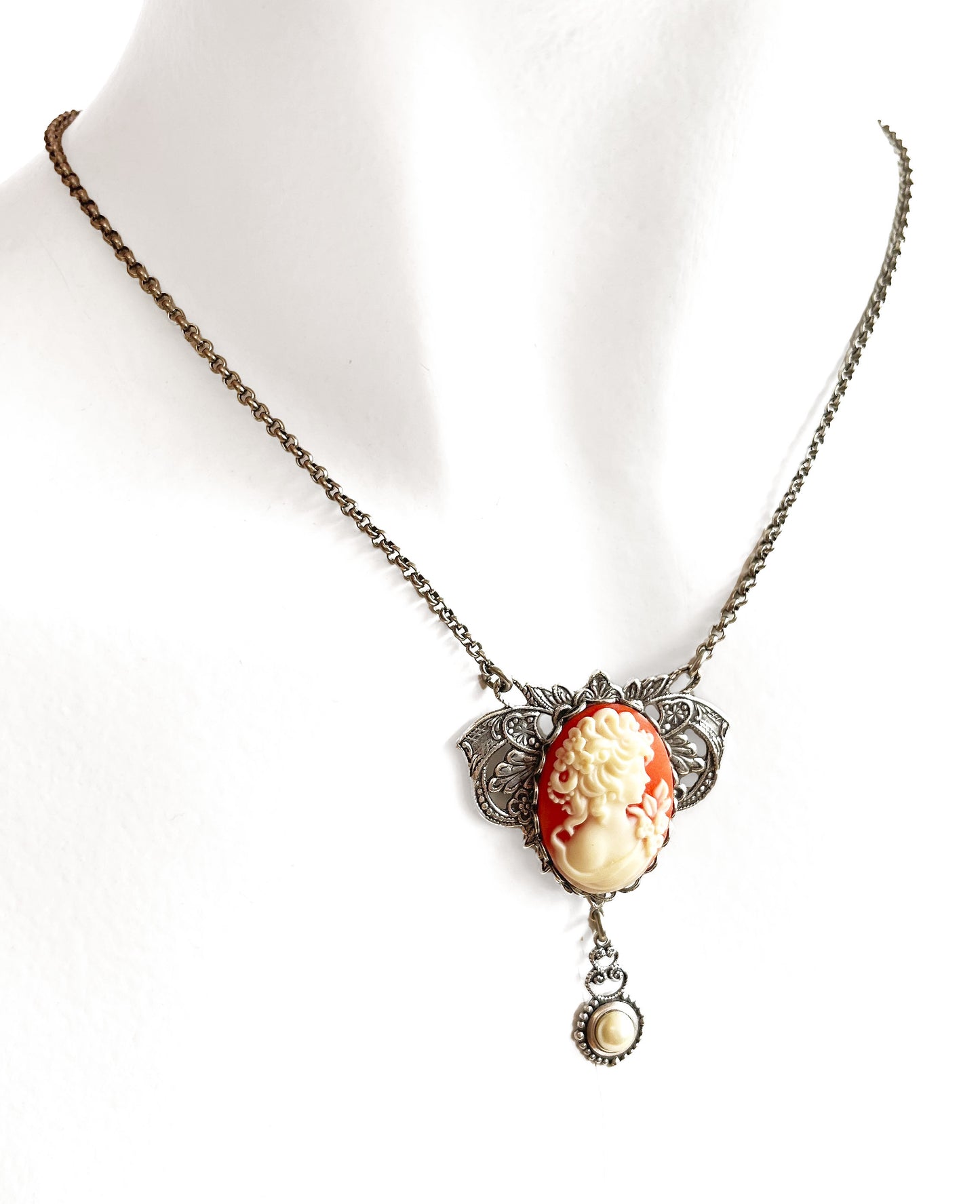 Collar Colgante Camafeo Rojo