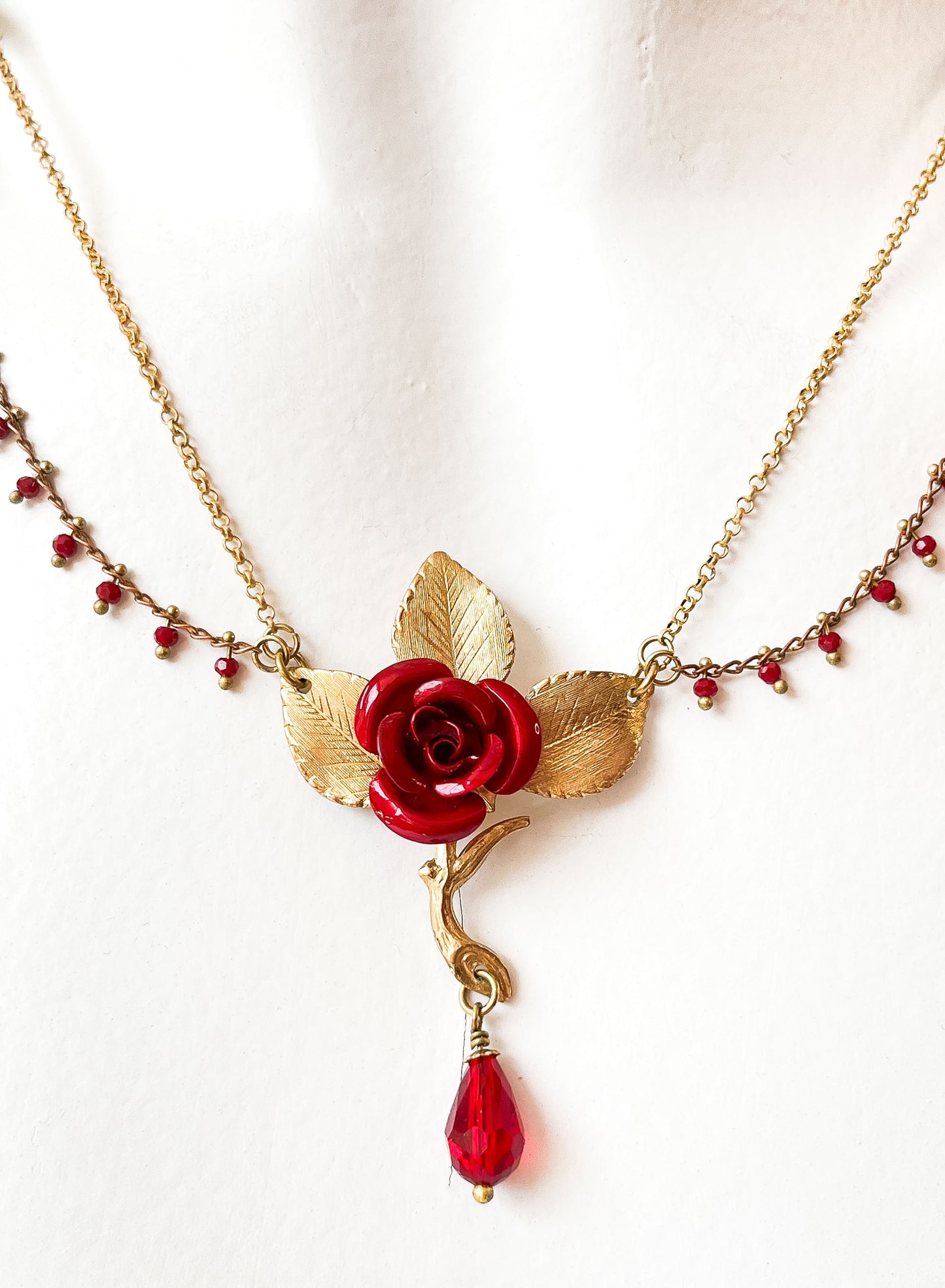 Collar El Ruiseñor y la Rosa