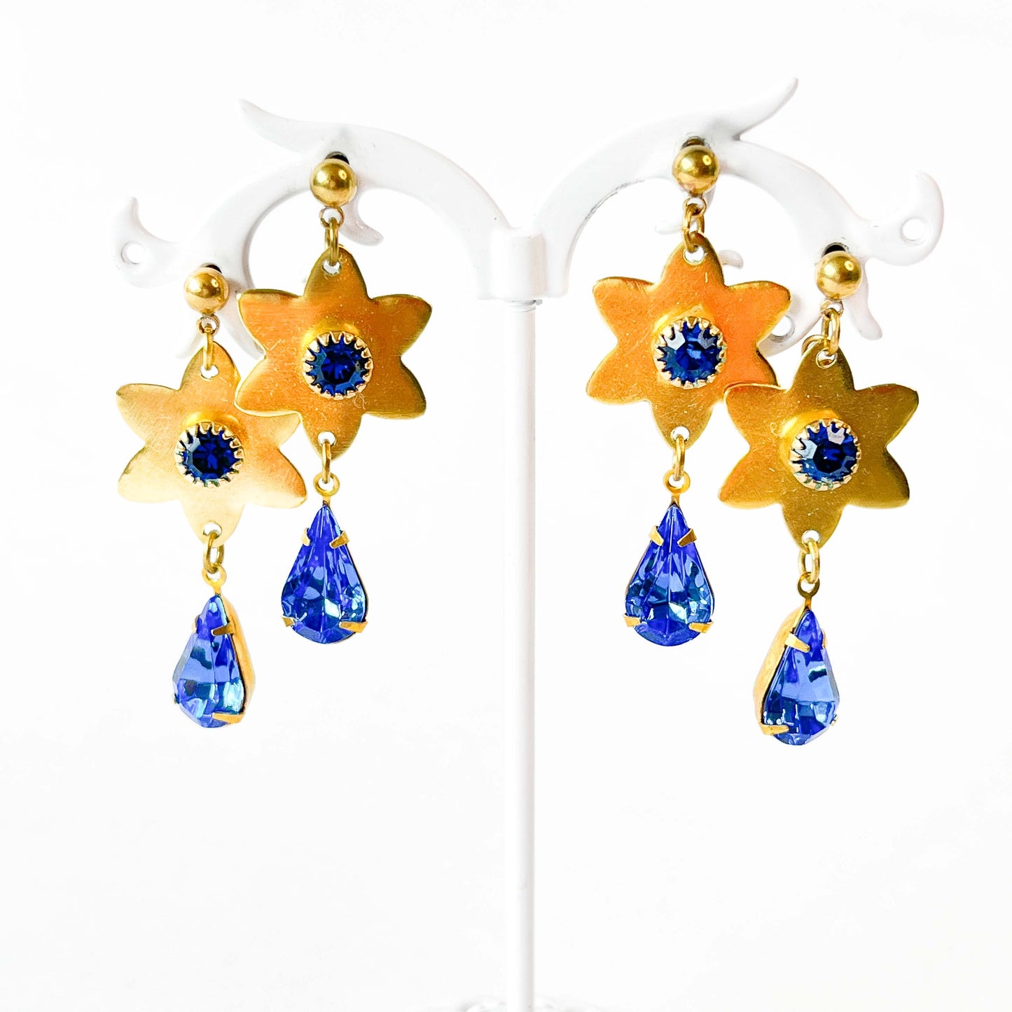 Aros de Flor con Pétalos Estrellados