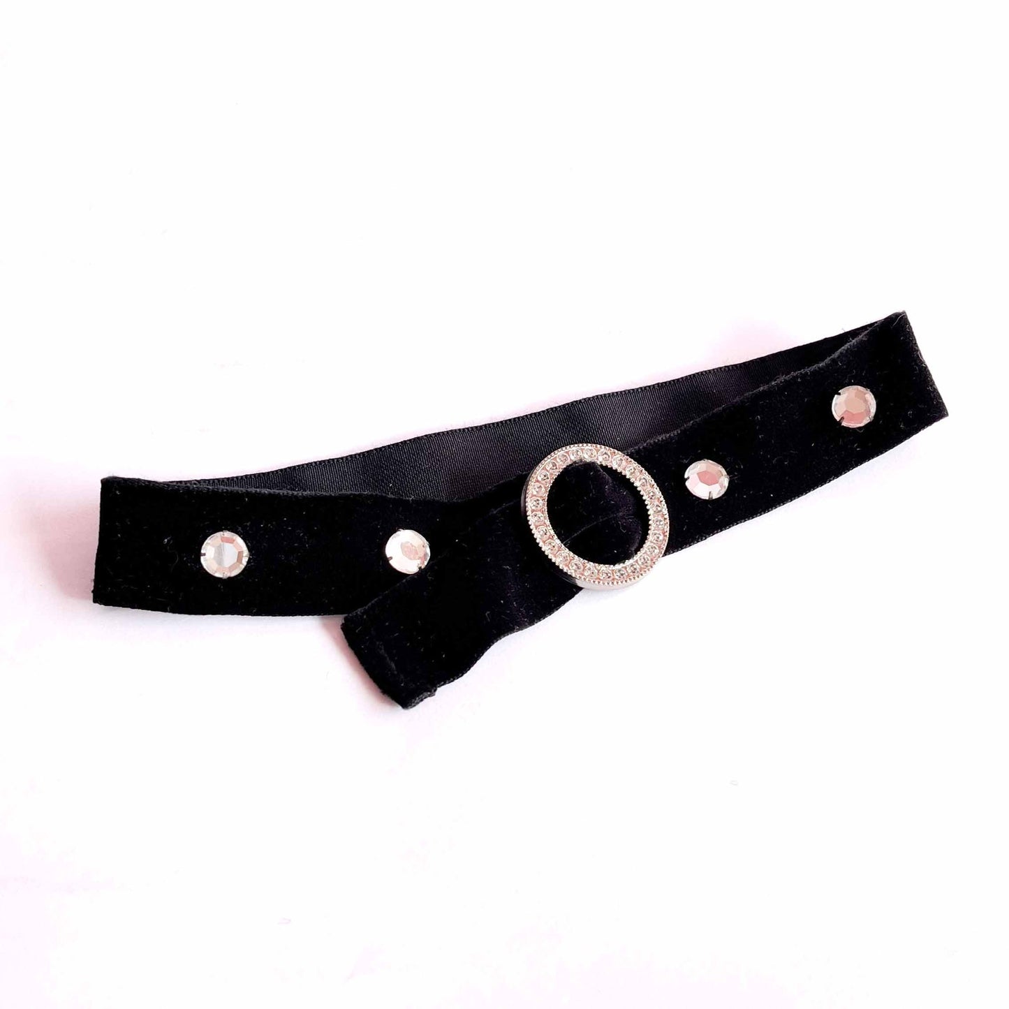 Chocker Terciopelo Negro con Hebilla Joya