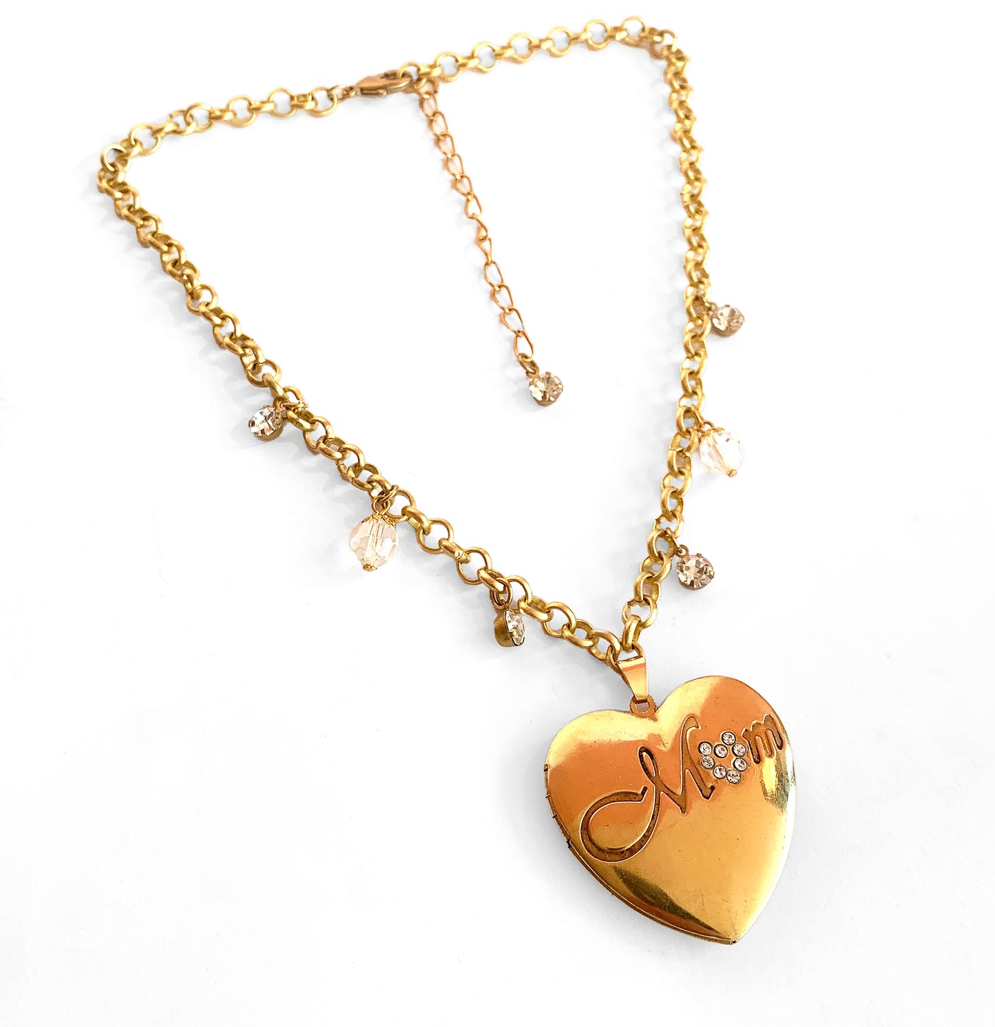 Collar Relicario Corazón Mom <3