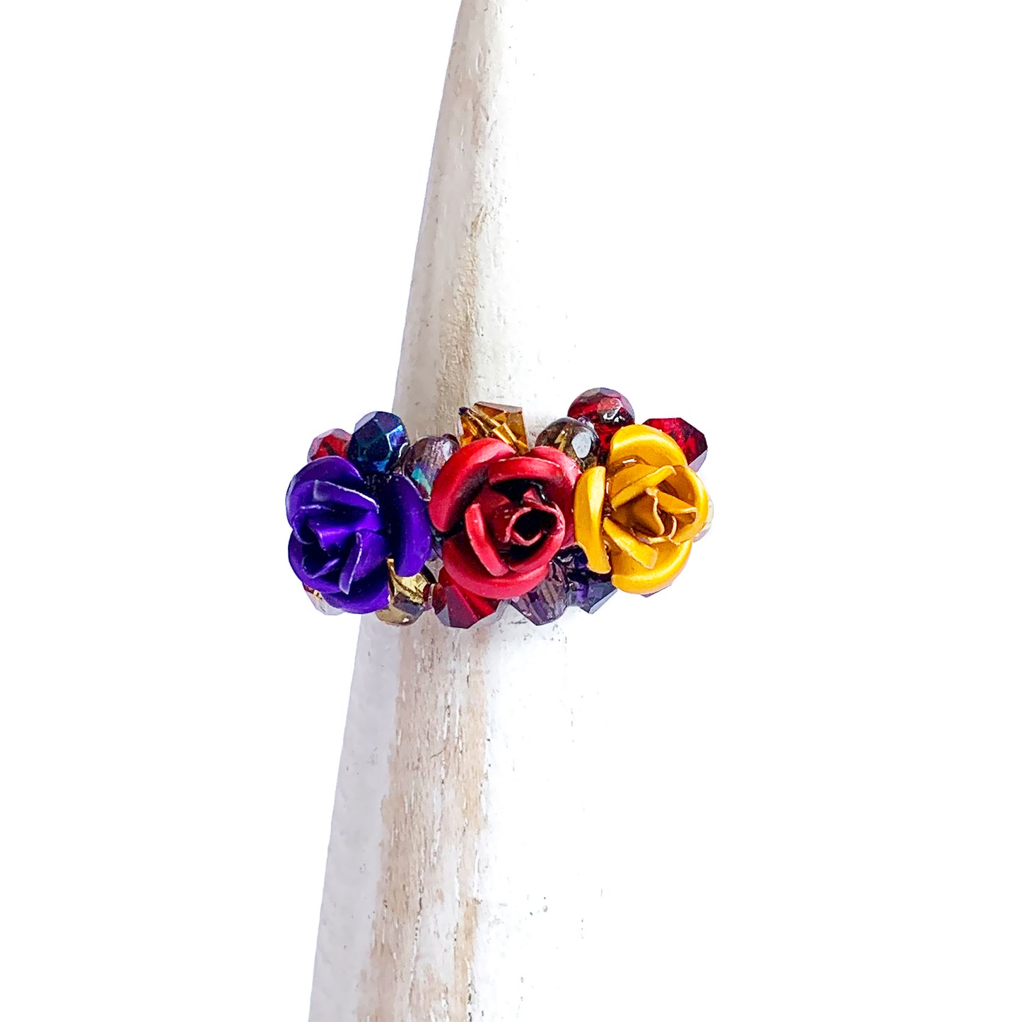 Anillo Trío de Rosas Morado Rojo Dorado