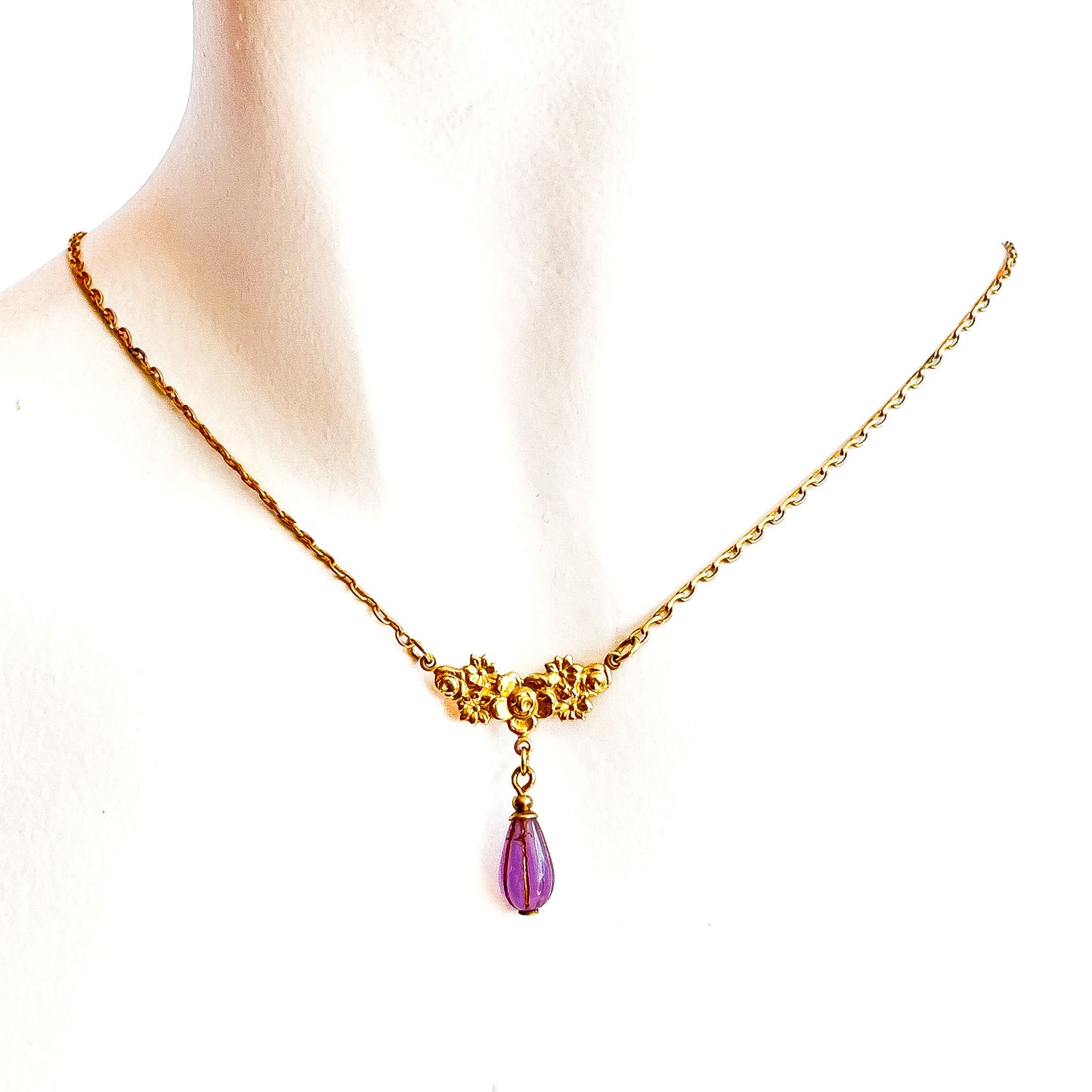 Victorian Gold Floral Pendant Necklace