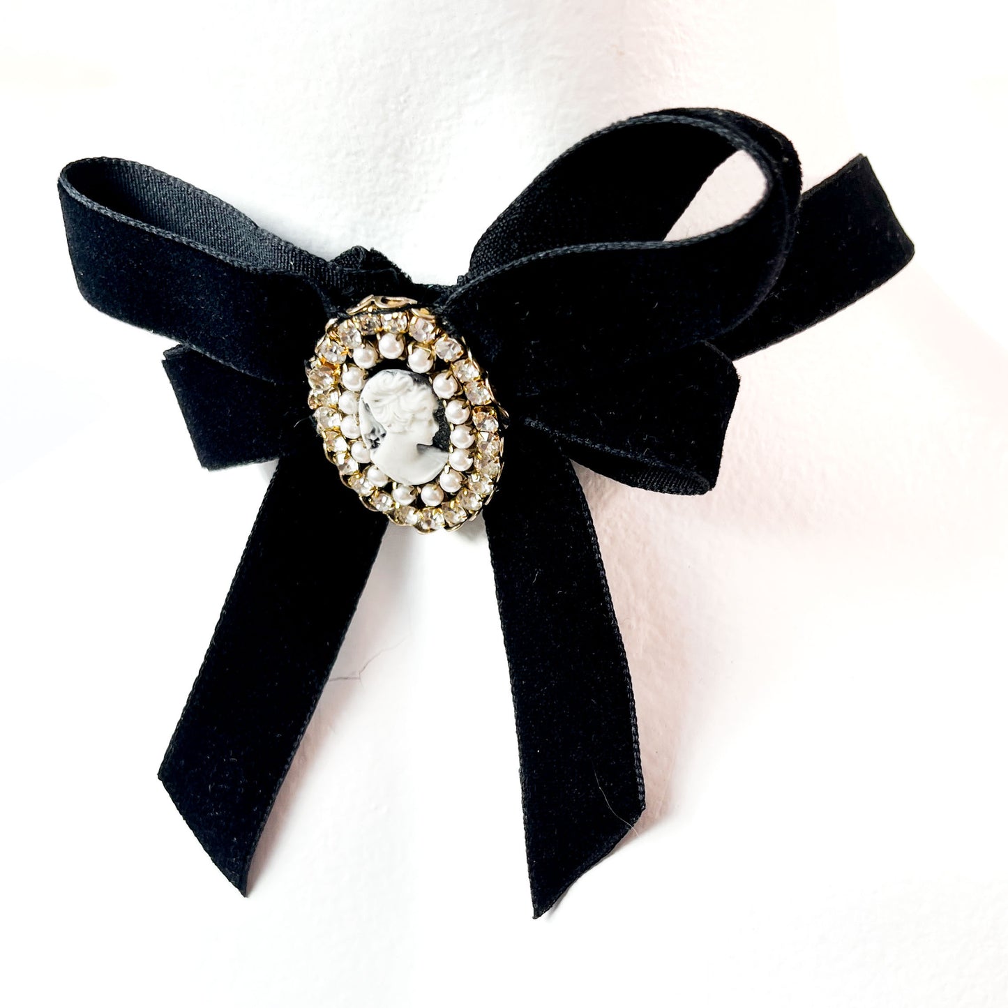 Choker Elegía de Lucy