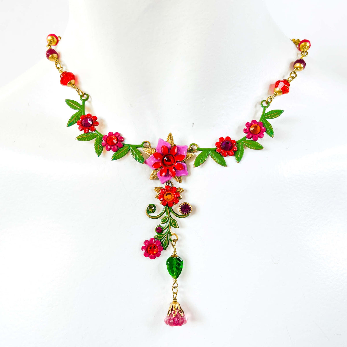 Collar Floral de flores de metal esmaltadas