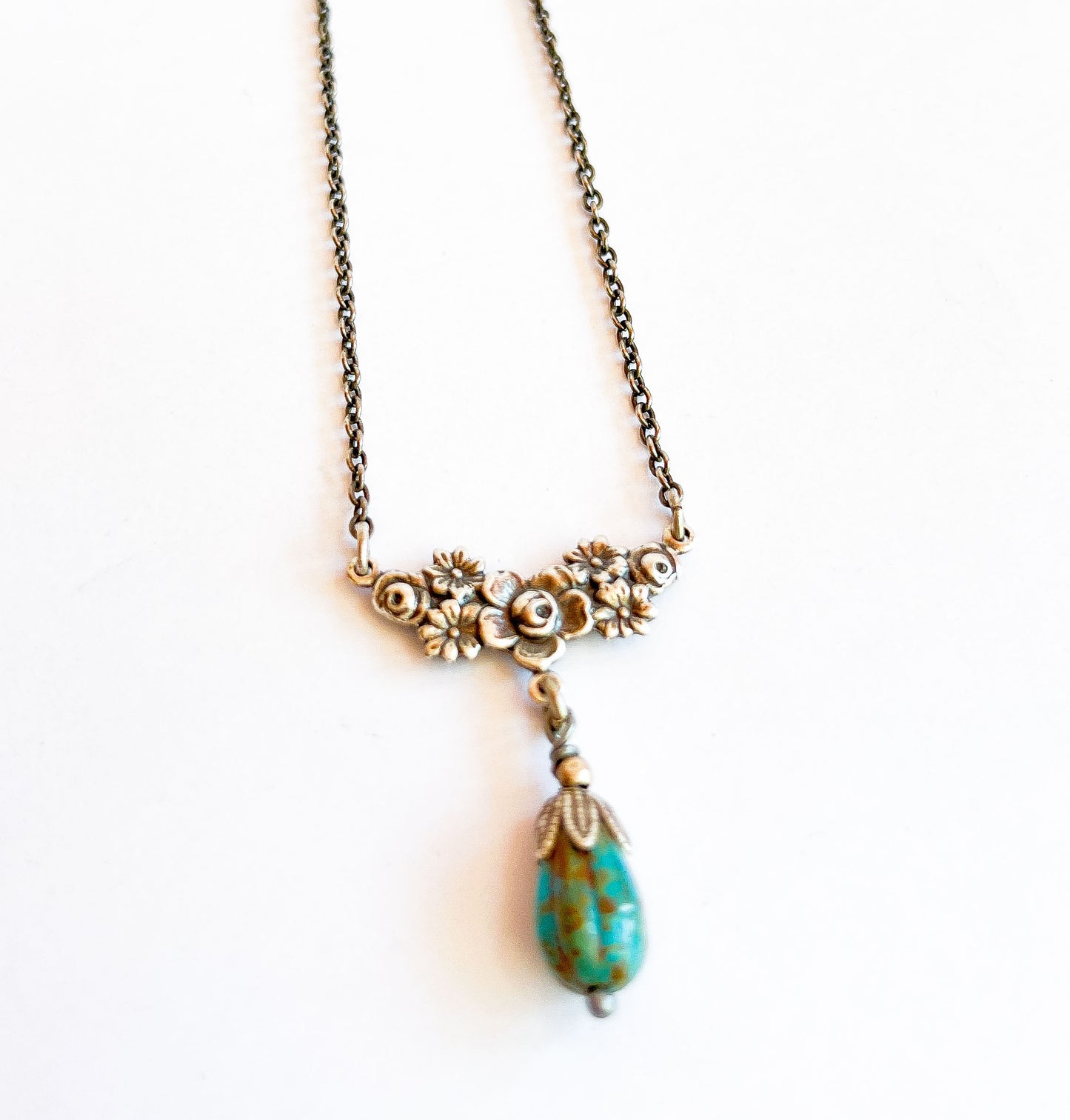 Collar Colgante Floral Estilo Victoriano