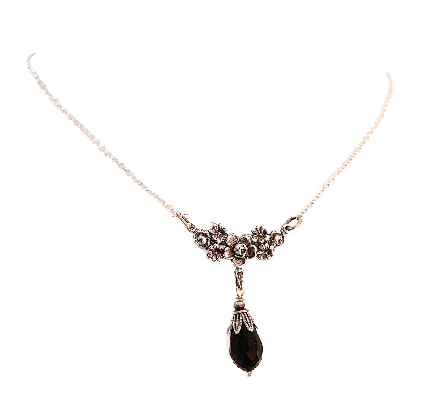 Collar Corto Victoriano con Flor y Gota de Vidrio Checo