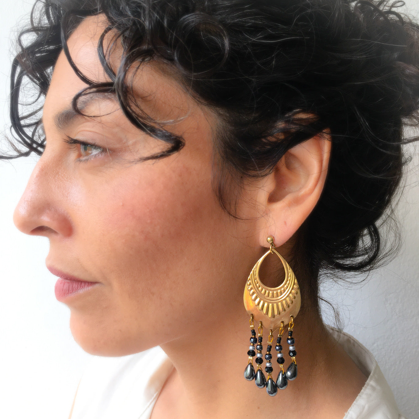Africa Black Earrings