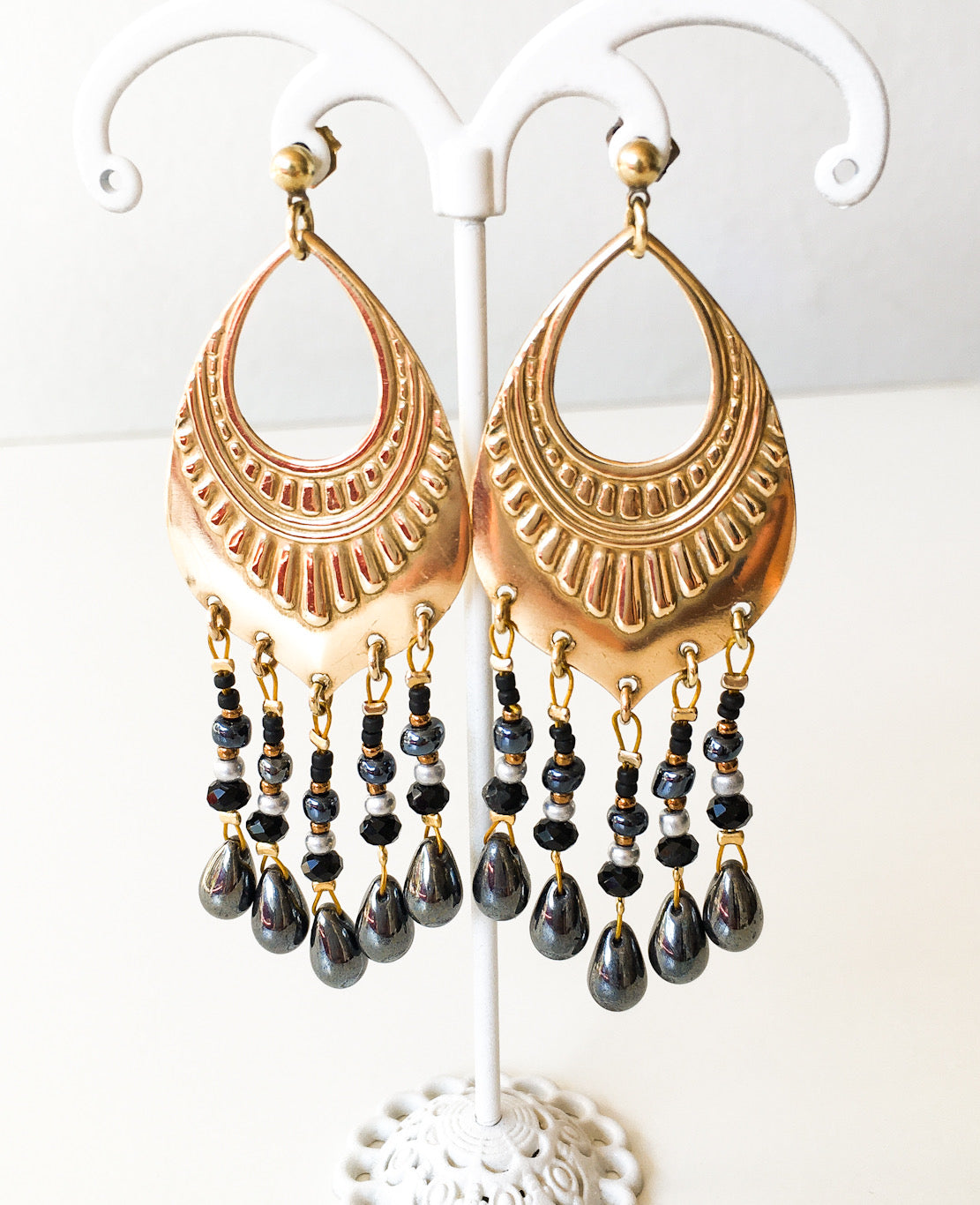Africa Black Earrings