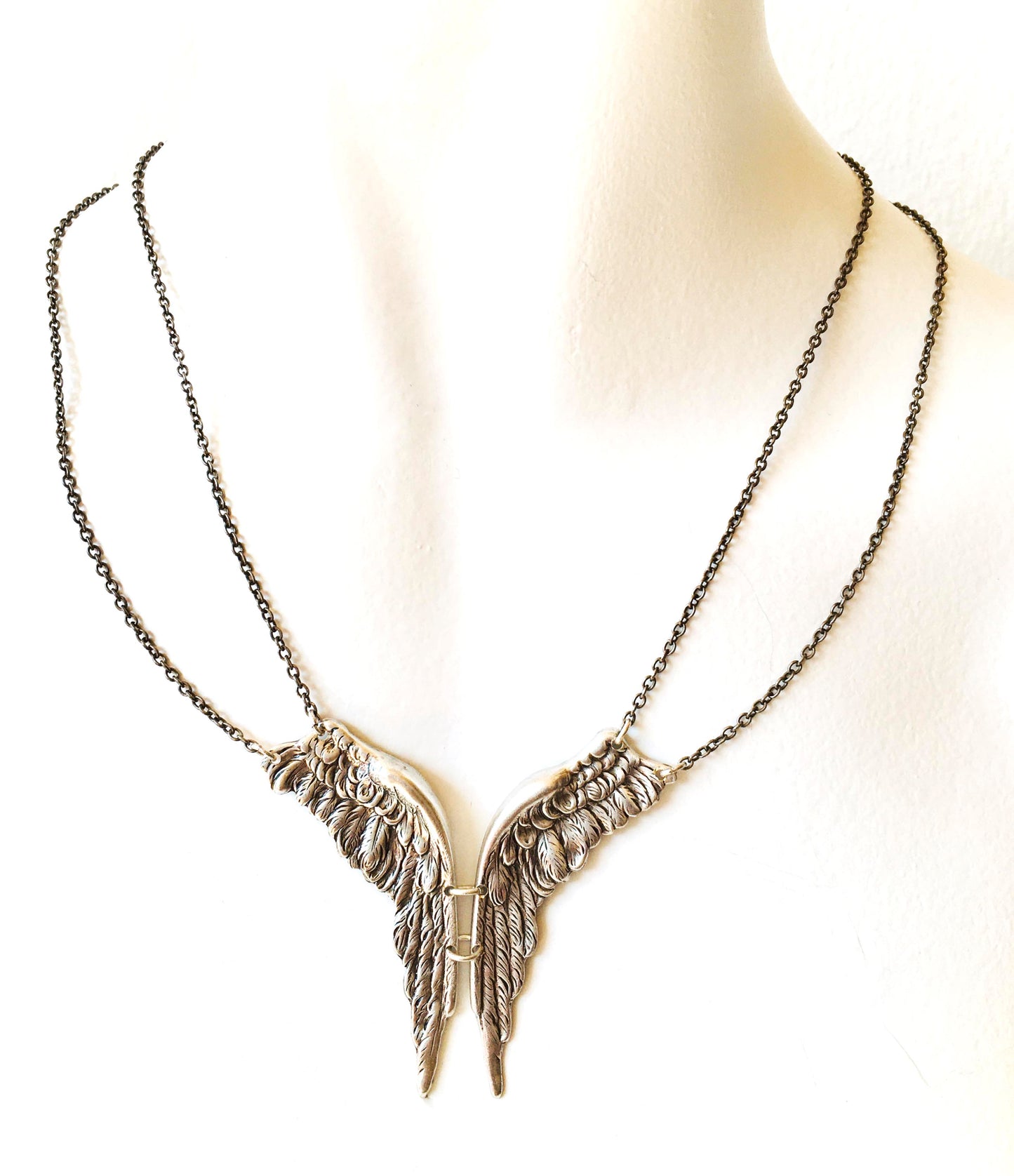 Collar Alas Cadena Doble