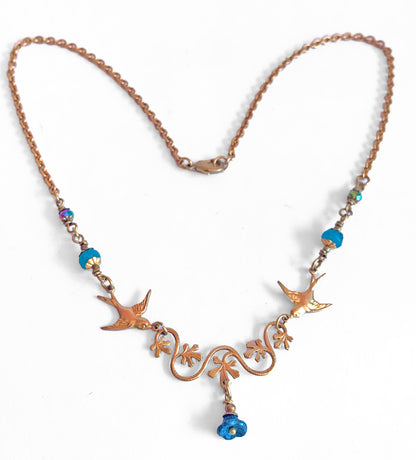 Collar Rama en Flor y Golondrinas