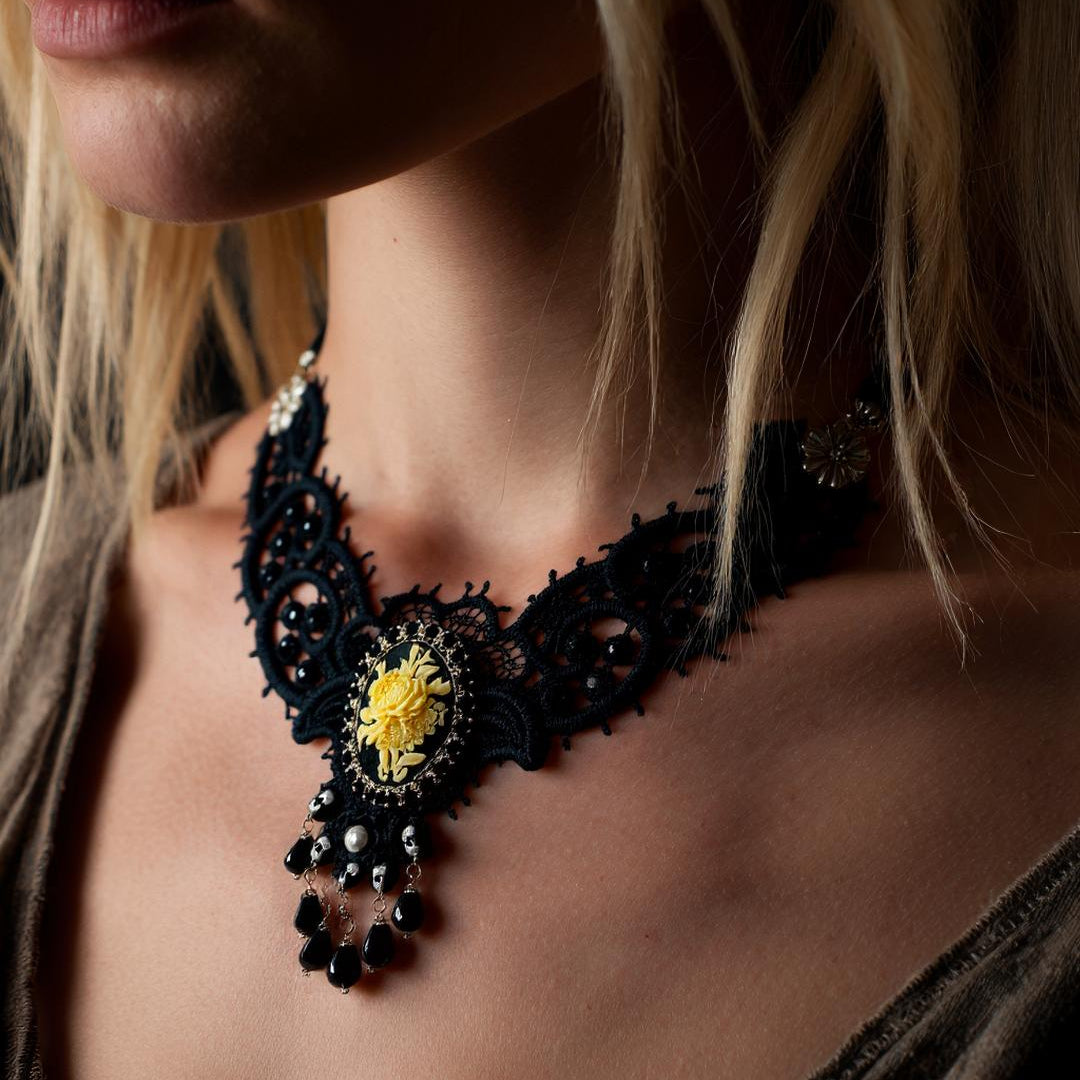 Collar Pechera "Nocturne" *Pieza Única