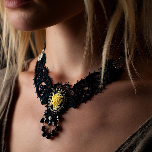 Collar Pechera "Nocturne" *Pieza Única