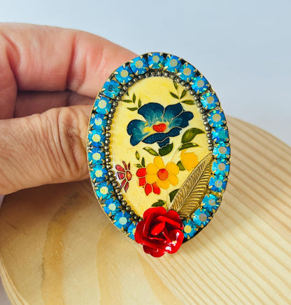Éclat du Temps – Broche Camafeo Floral Vintage Esmaltado