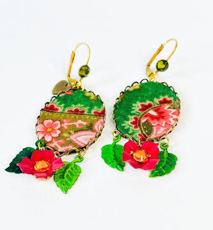 Jardín Oliva – Pendientes Poema Textil