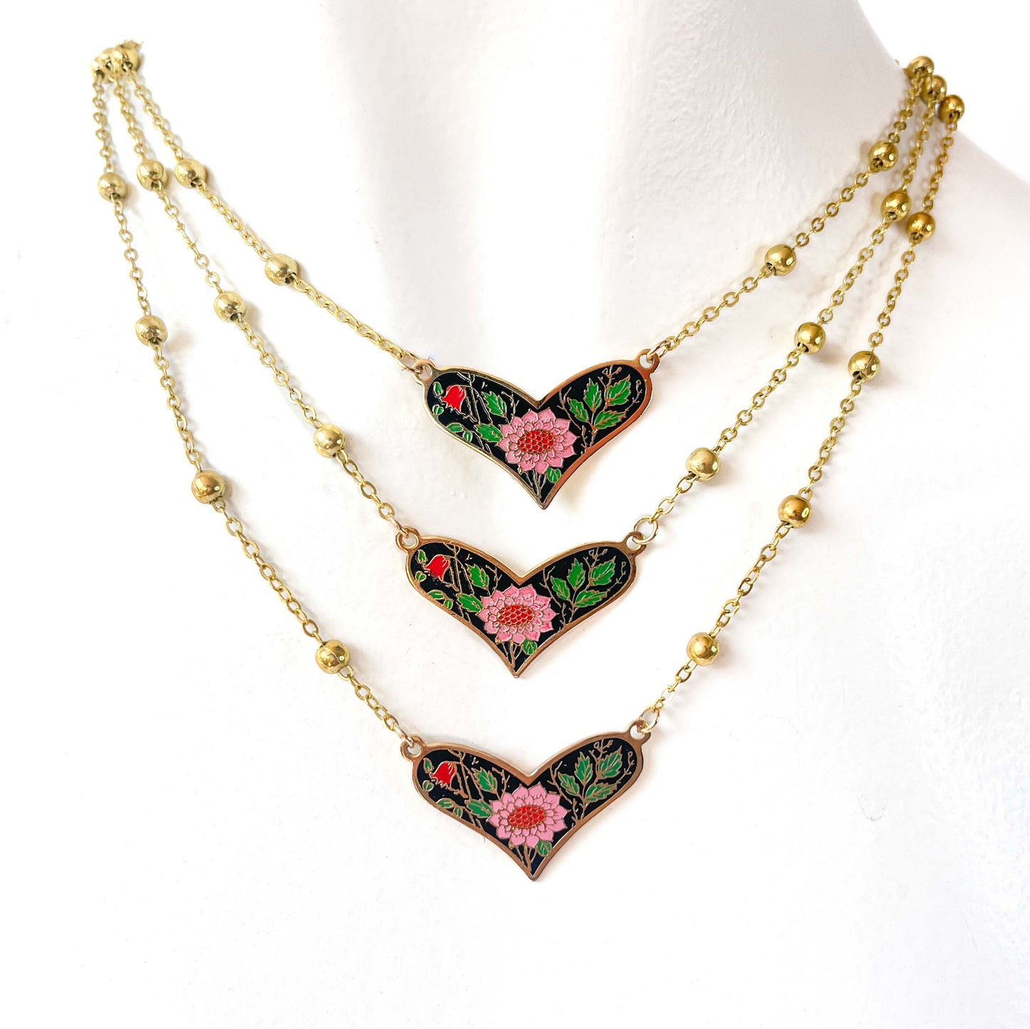 Collar Colgante Corazón Esmaltado Japonés