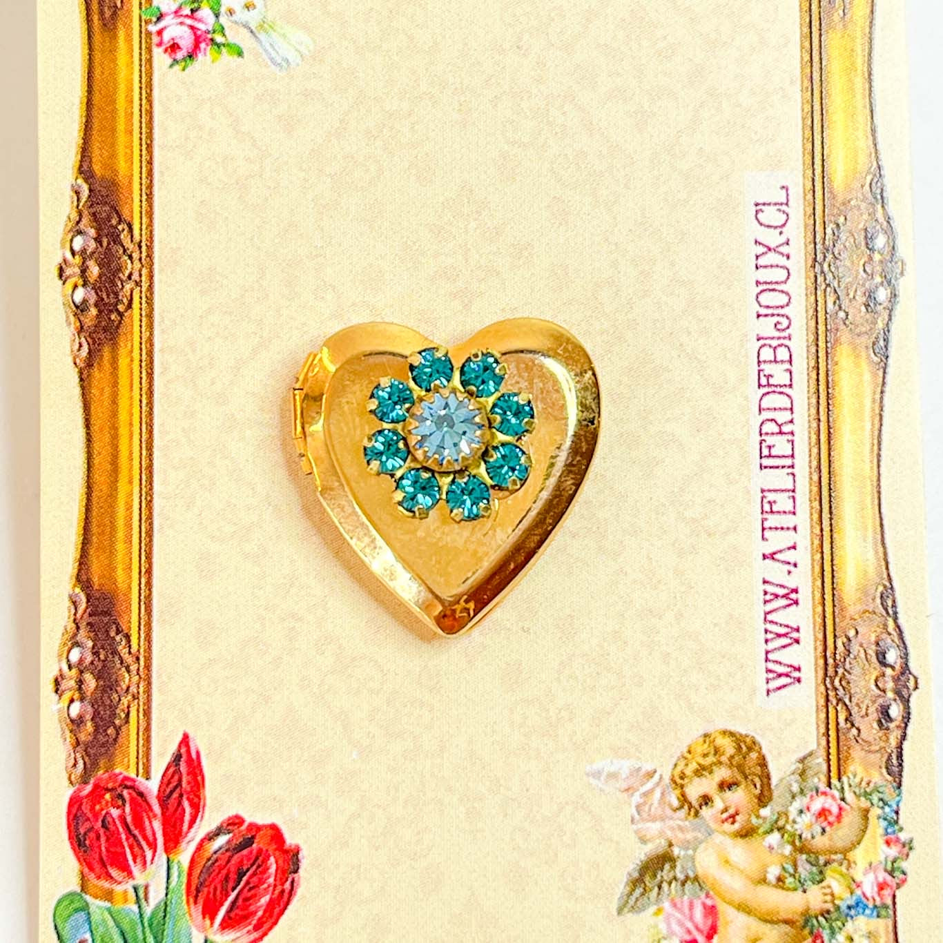 Prendedor Pin de Relicario Corazón Dorado