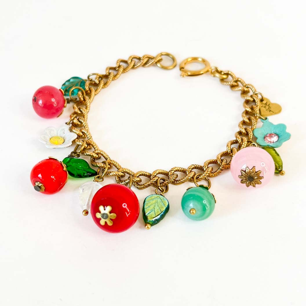 Brazalete Frutas y Flores Vintage con Charms