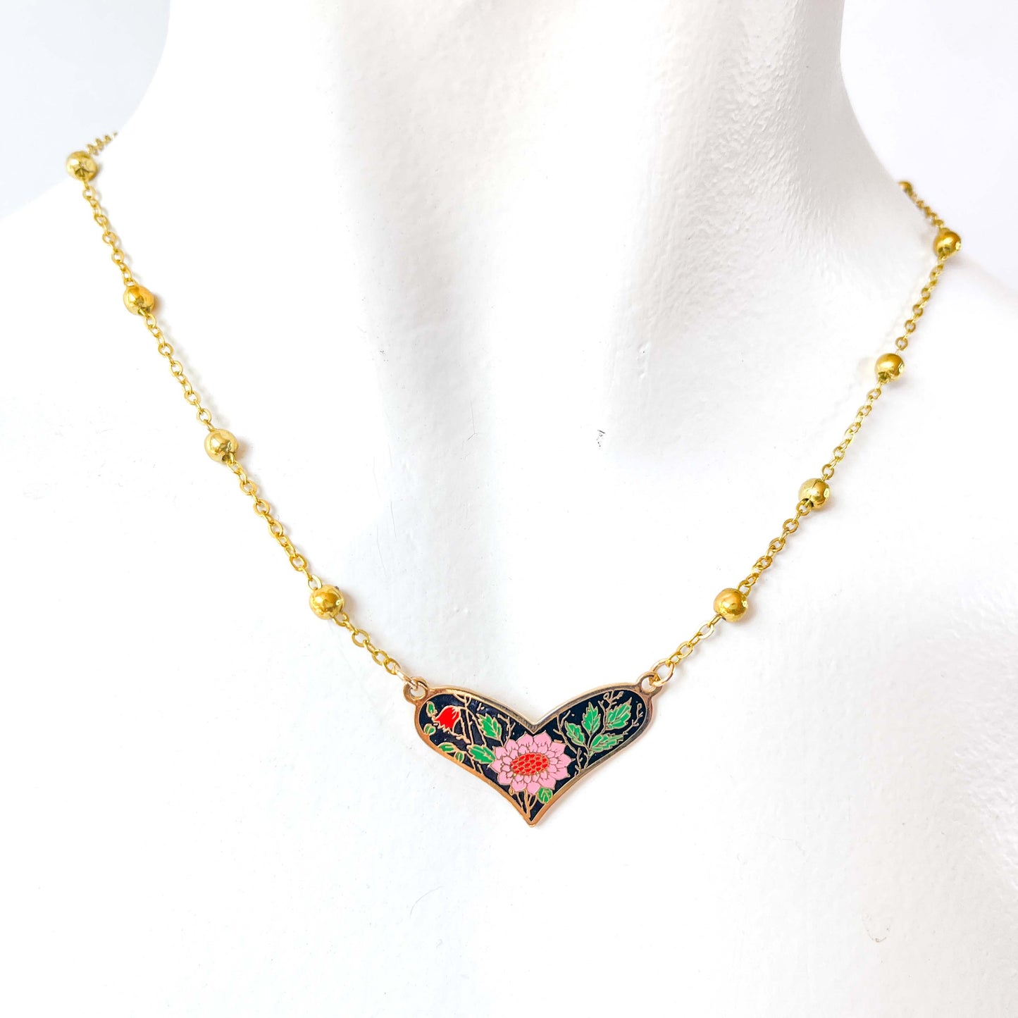 Collar Colgante Corazón Esmaltado Japonés