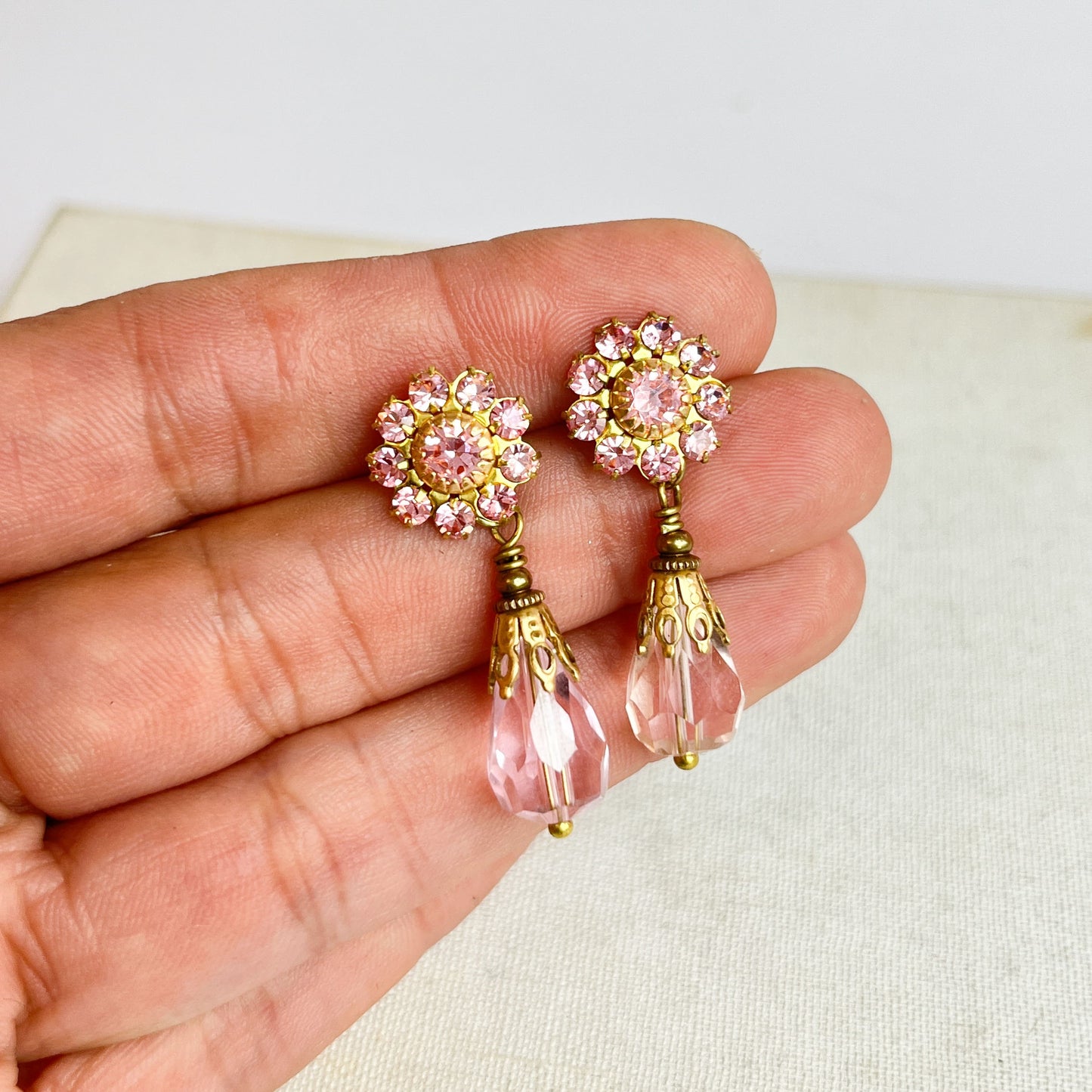 Pendientes Flor y Lágrima de Cristal Rosado