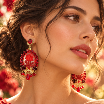 Aros Rosa Ardiente de encaje floral rojo
