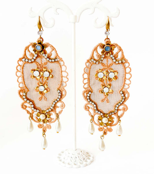 Maxi Pendientes Jardín Étereo Beige