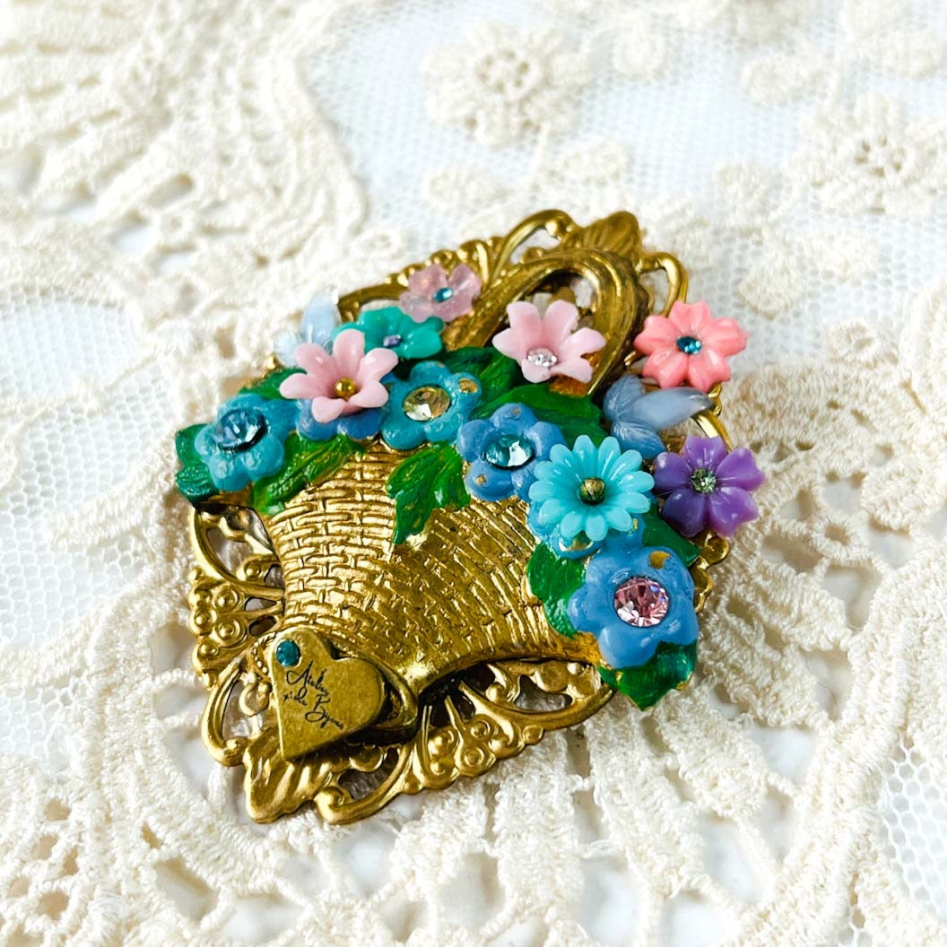 Broche floral  Bouquet de Primavera canasta de flores 