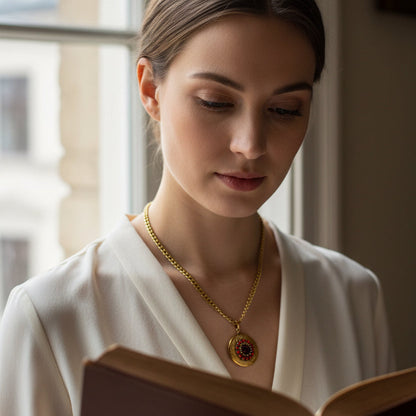 Collar Relicario joya rojo
