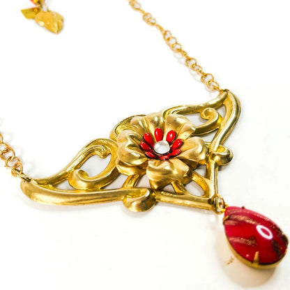 Collar dorado de inspiración Art Noveau dorado