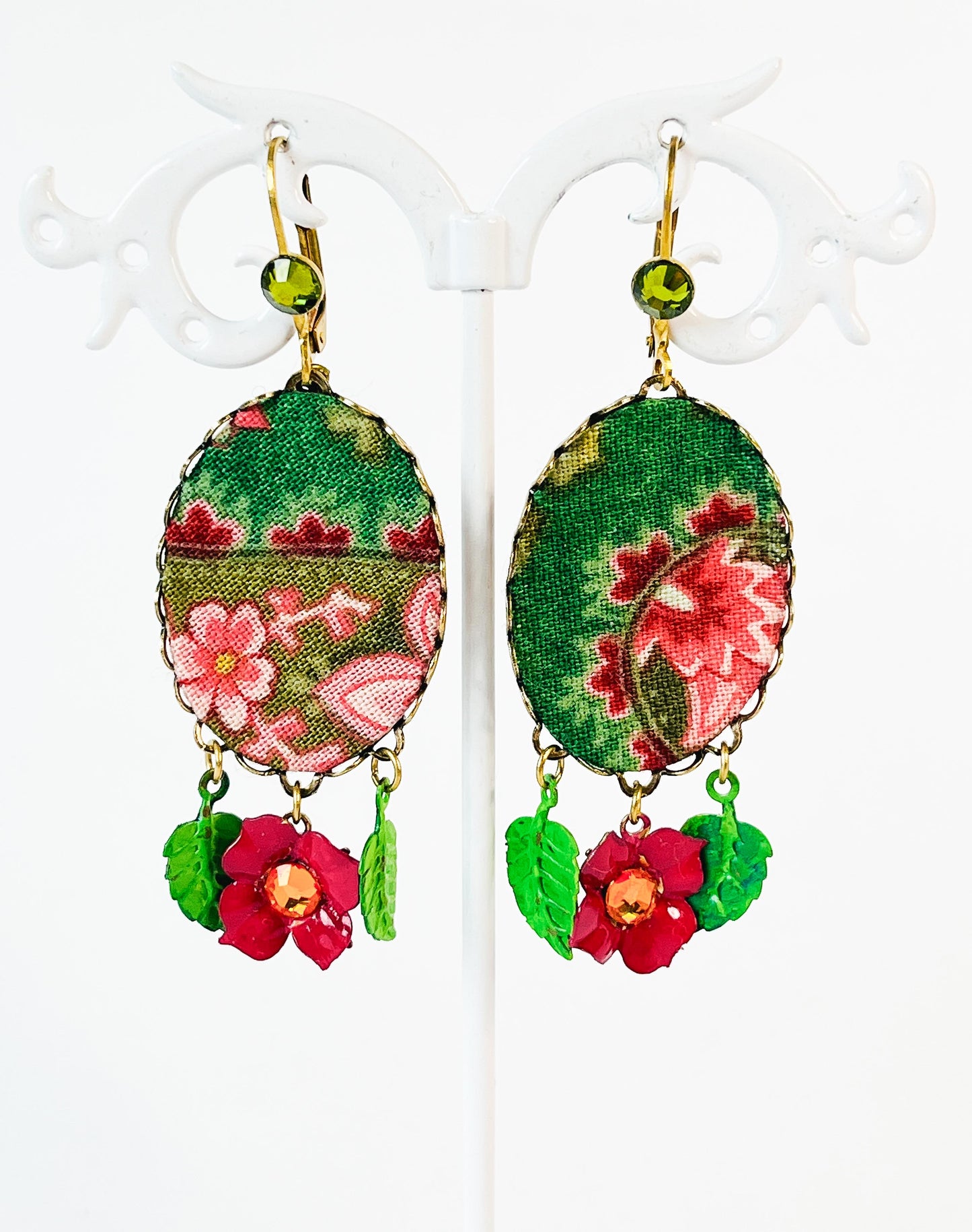 Jardín Oliva – Pendientes Poema Textil
