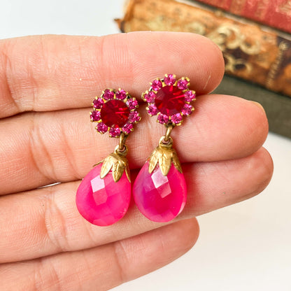 Pendientes Lágrima y Flor Fucsia