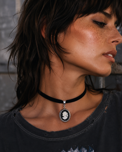 Collar Choker Camafeo Negro