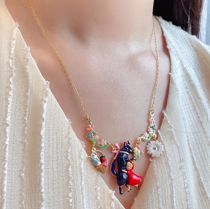 Collar Llamativo Flores del Lobo Feroz y Caperucita Roja N2 Les Nereides
