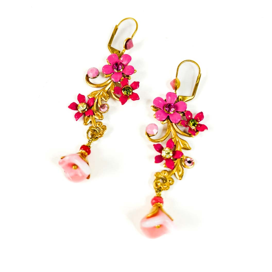 Joyería floral artesanal de inspiración vintage 