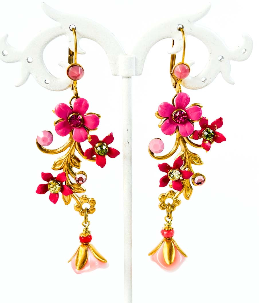 Joyería floral artesanal de inspiración vintage Atelier de Bijoux.