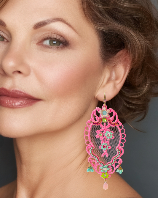 Maxi Pendientes Jardín Étereo Rosa Chicle