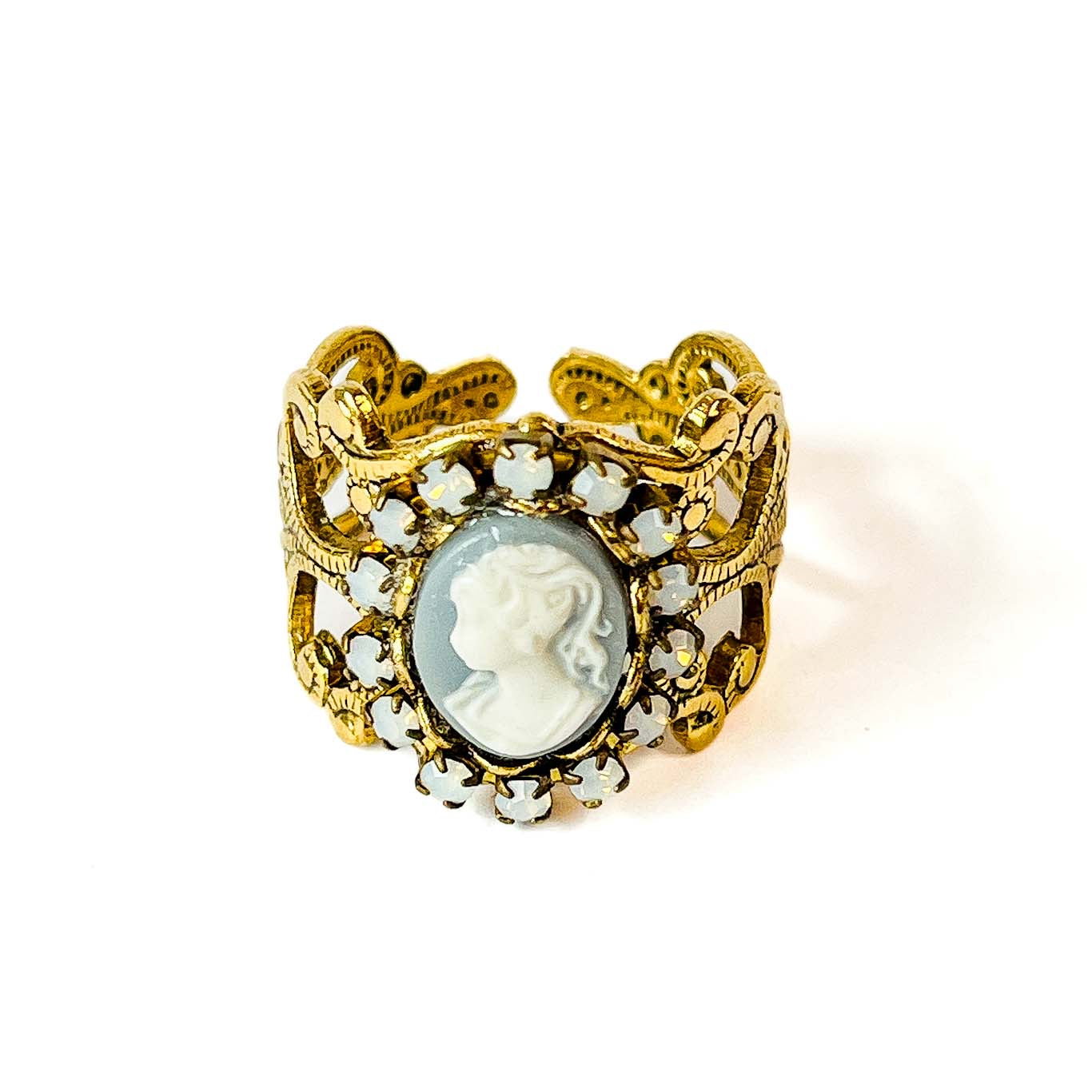 anillo clásico femenino