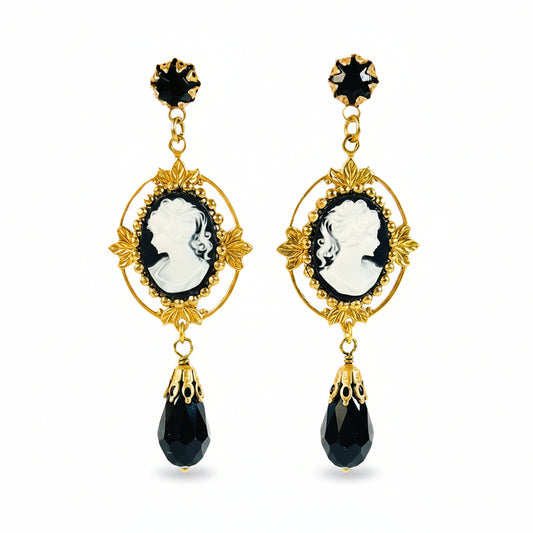 aros colgantes con camafeo mujer blanco y negro