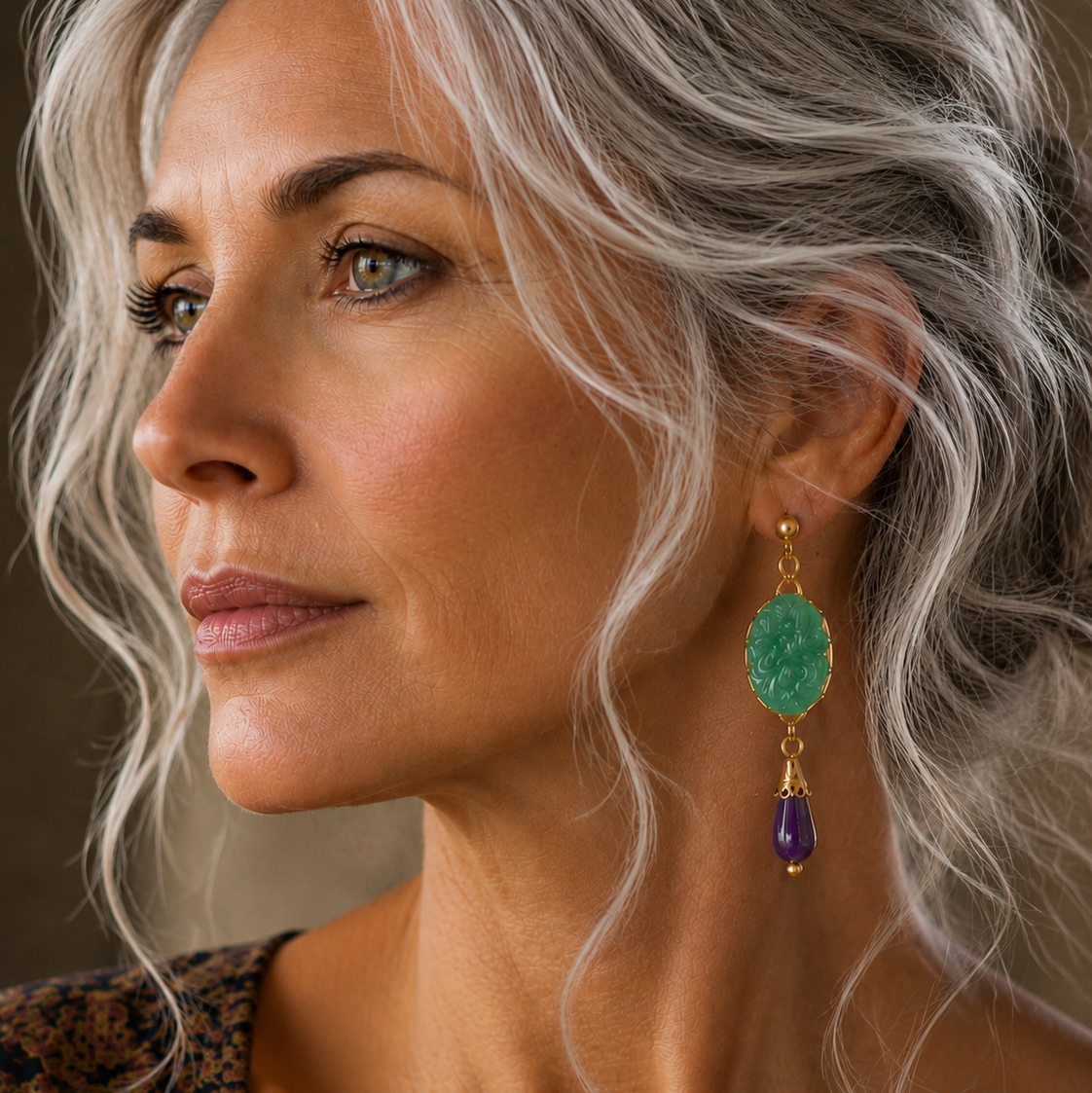 aros colgantes verde jade y violeta