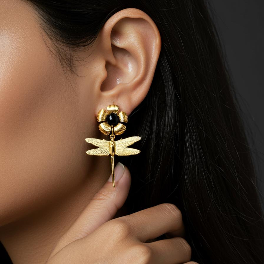AROS LIBELULA DORADA CON BASE DE FLOR