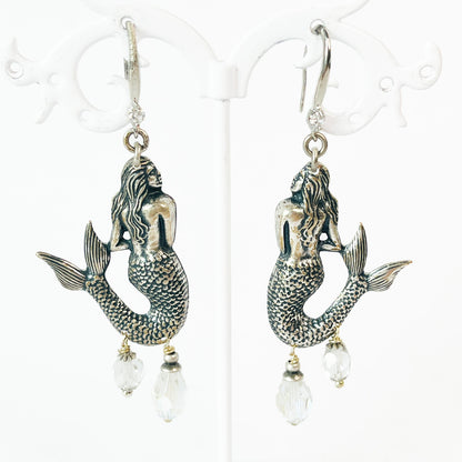 aros sirena plateada elegantes