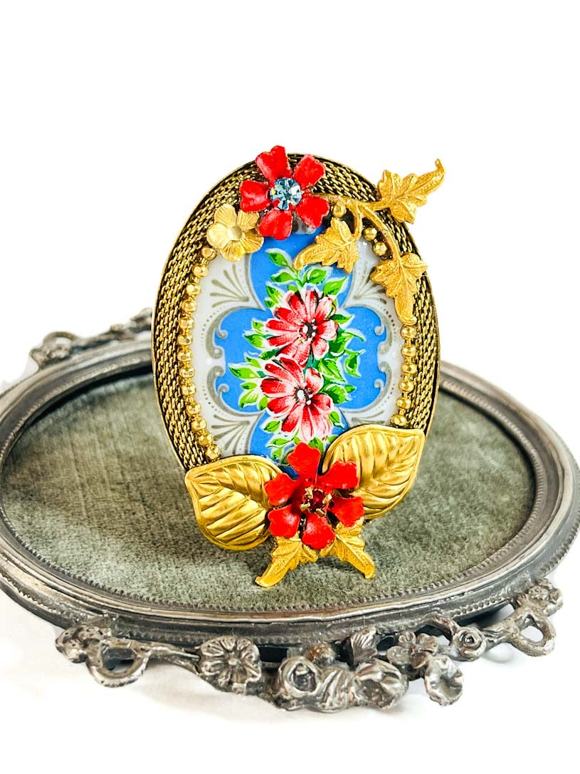 broche camafeo flores azules y rojas porcelana 