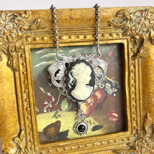 collar colgante camafeo victoriano hecho a mano