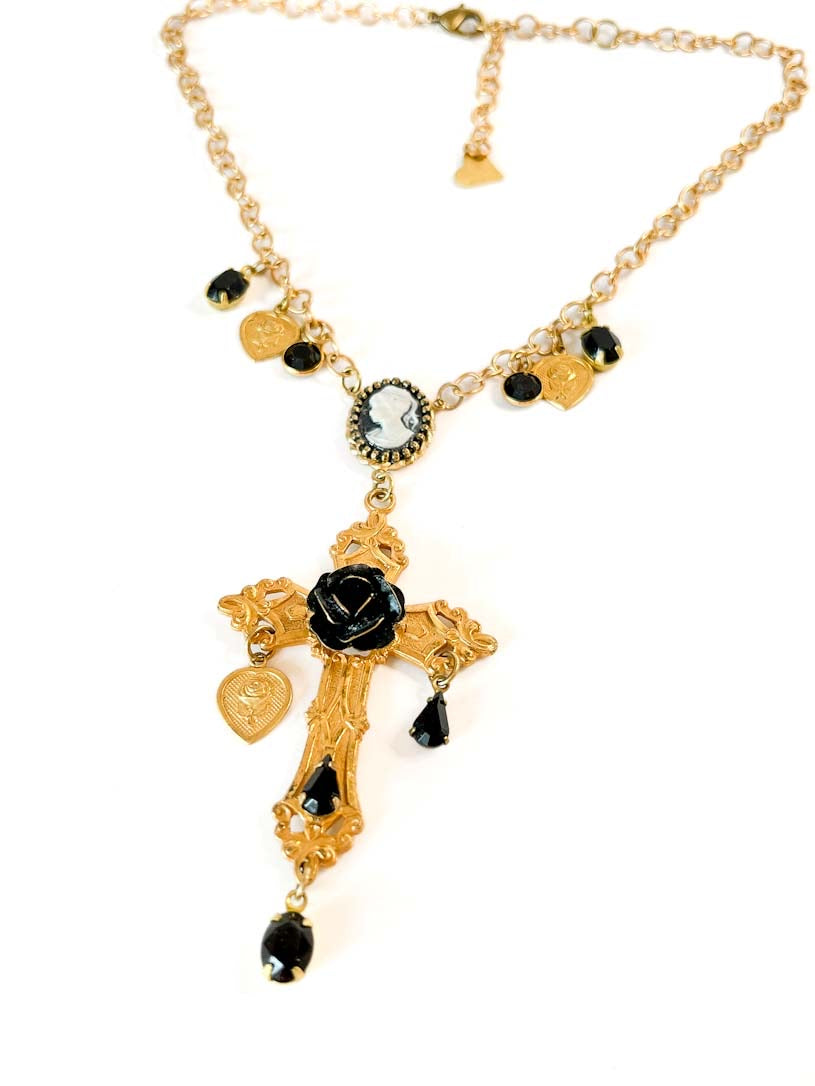 collar cristales negros
joyería de autor chile