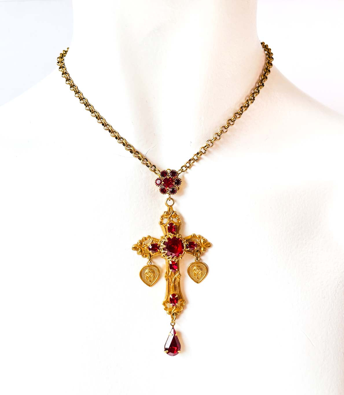 collar cruz maximalista mujer 